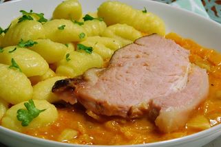 Jak vařit uzené maso? Naučte se ho připravit tak, aby si zachovalo svou výtečnou chuť